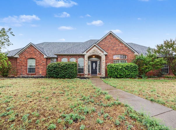 5840 Deerfield Lane, Midlothian, TX 76065