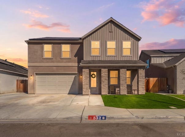 532 Vanderbilt Drive, Lemoore, CA 93245