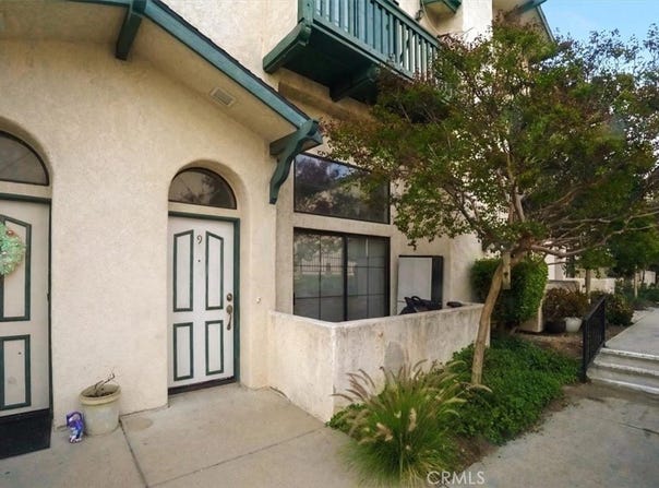 14325 Foothill, Sylmar, CA 91342