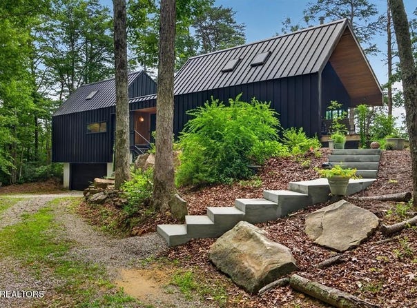 378 Park Side Lane, Spencer, TN 38585