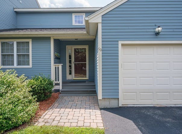 90 Sturbridge Hills Rd, Sturbridge, MA 01566