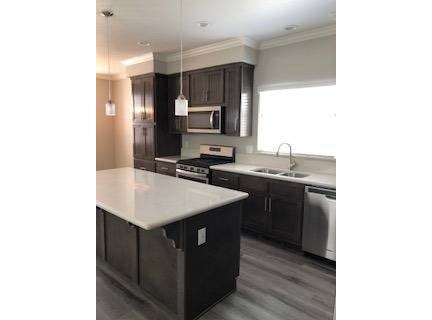 903 W 17th St., Costa Mesa, CA 92627