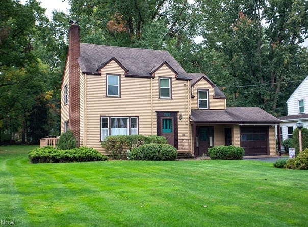 759 Golfview Avenue, Youngstown, OH 44512