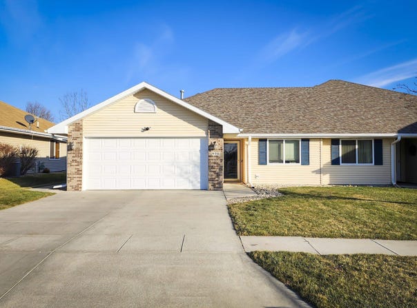 906 Jonathan Cir., Norfolk, NE 68701