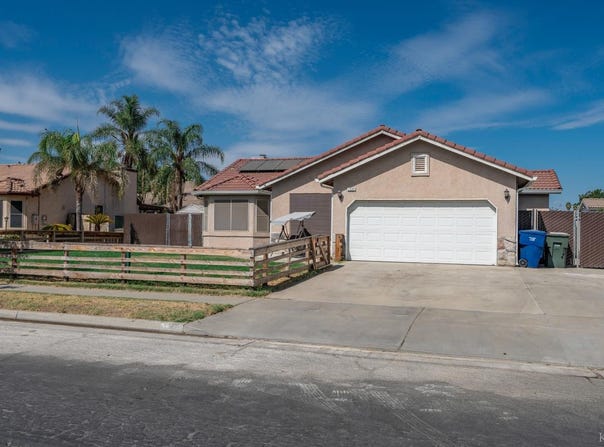 1125 E Cinnamon, Lemoore, CA 93245