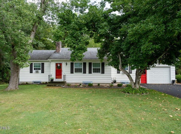 23 Benedict Street, Castleton, NY 12033