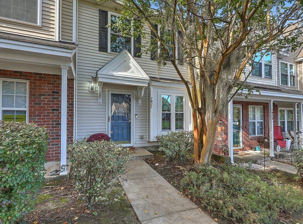 7921 Shadow Oak Drive, North Charleston, SC 29406