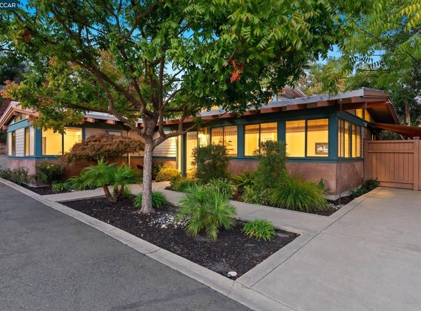 3402 Hall Ln, Lafayette, CA 94549