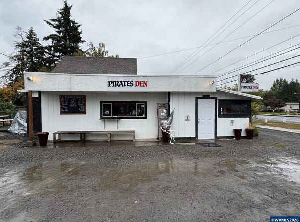 715 Ferry St, Dayton, OR 97114