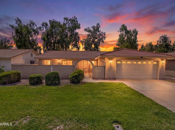 1249 LEISURE WORLD, Mesa, AZ 85206