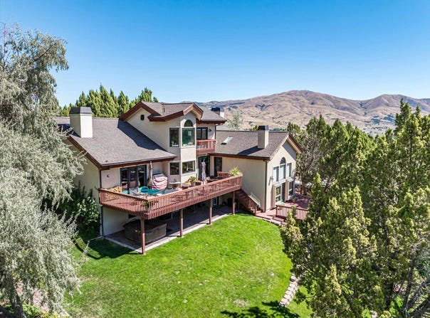 1420 Cedar Lake Rd, Pocatello, ID 83204
