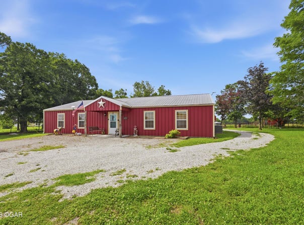11228 State Highway 96, Carthage, MO 64836