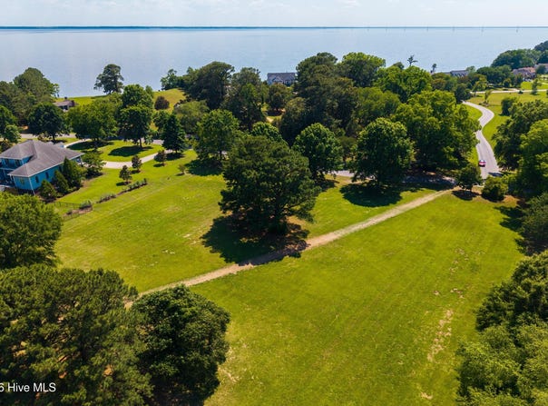 125 Mulberry Hill Lane, Edenton, NC 27932