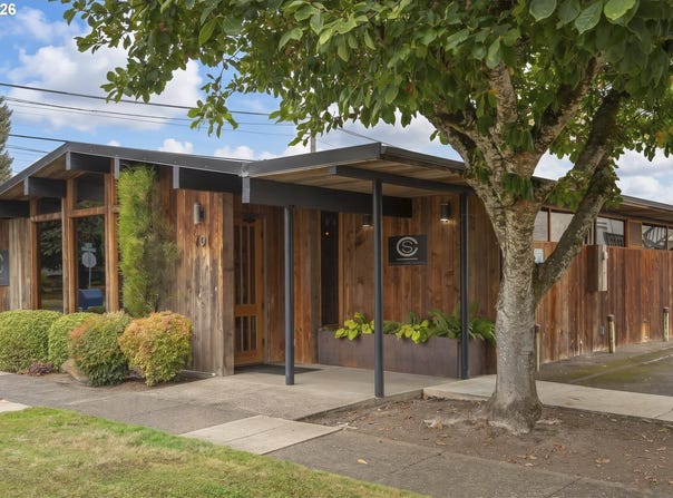 701 E 3RD St, Newberg, OR 97132