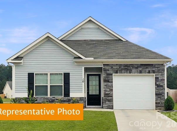 600 Rowe Crossing Drive, Newton, NC 28658
