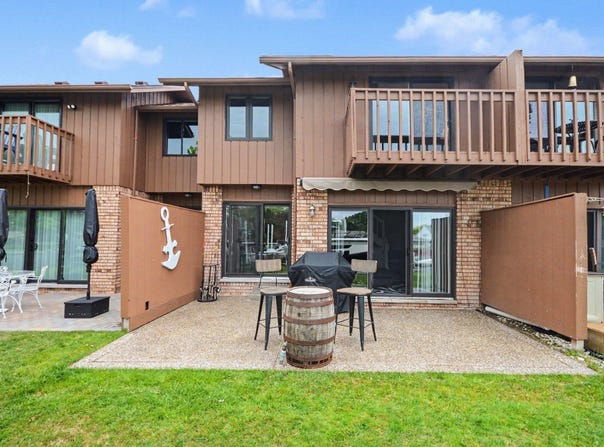 7202 Harbor Drive, Algonac, MI 48001