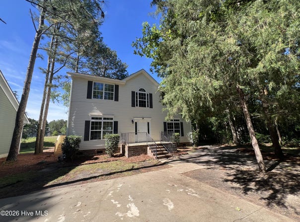 568 Bald Eagle Drive, Vass, NC 28394
