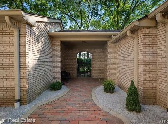 1106 Timberview Trail, Bloomfield Twp, MI 48304