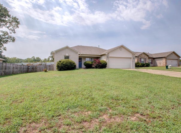 32 Seminole Circle, Austin, AR 72007