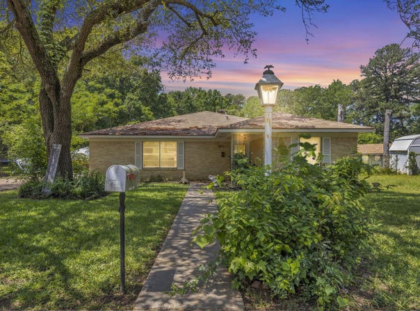 2617 S Florence St., Kilgore, TX 74662