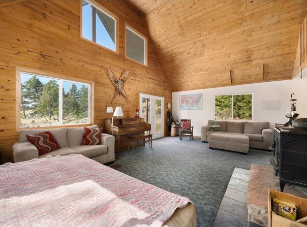 255 Elk Park Rd, Livermore, CO 80536