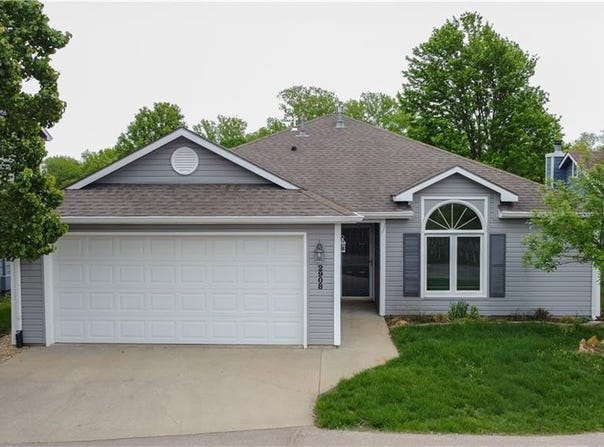 2908 Meadow Drive, Lawrence, KS 66047