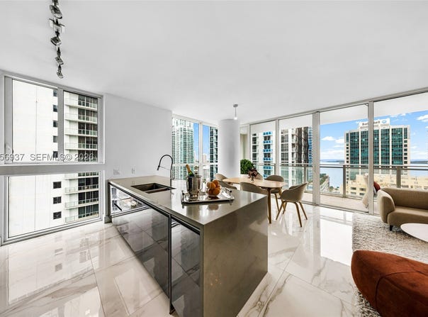 1080 Brickell Ave, Miami, FL 33131