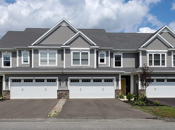 18 Priddle Lane, Latham, NY 12110