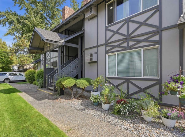 108 E Weile Ave, Spokane, WA 99208