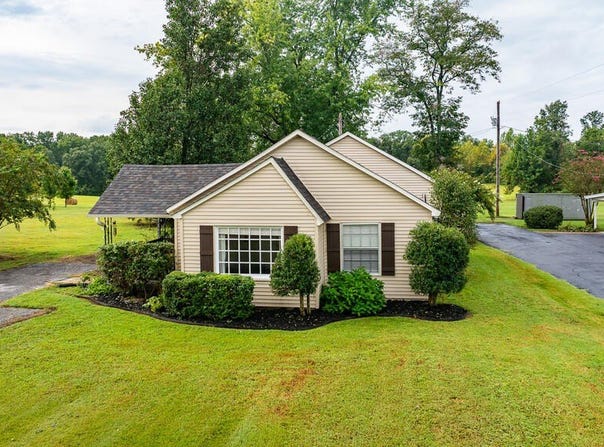 551 Pikeview St, DRESDEN, TN 38225
