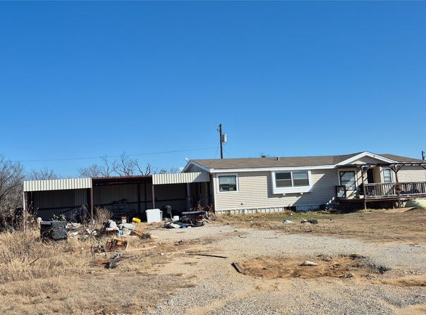 701 State Highway 148 N, Henrietta, TX 76365