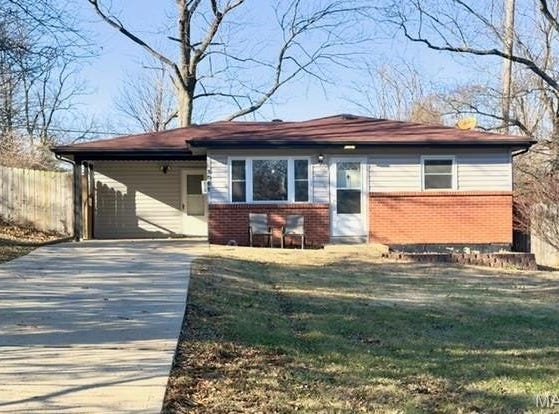 2061 Ridgeway Drive, Arnold, MO 63010