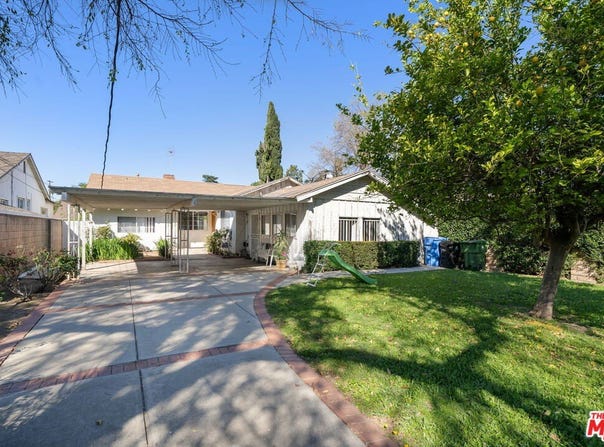 7351 Zelzah Ave, Los Angeles, CA 91335