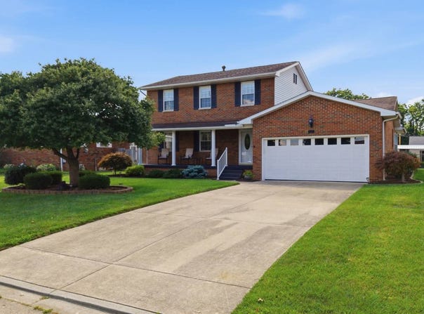 817 George St, Belpre, OH 45714