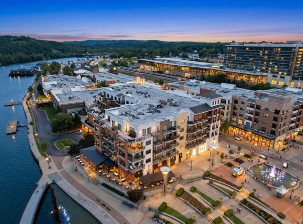 10512 Branson Landing Boulevard, Branson, MO 65616