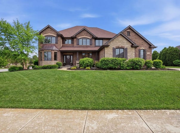 8743 Stone Creek Boulevard, Frankfort, IL 60423