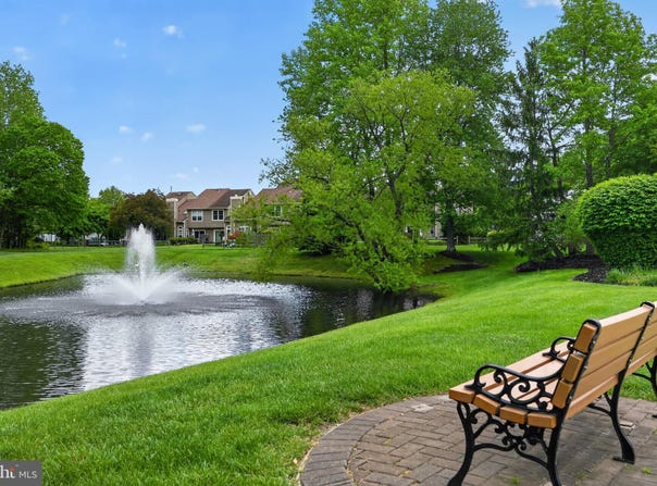 51 KETTLEBROOK Drive, MOUNT LAUREL, NJ 08054