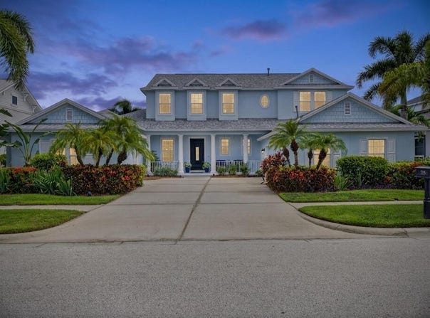 715 ISLEBAY Drive, APOLLO BEACH, FL 33572