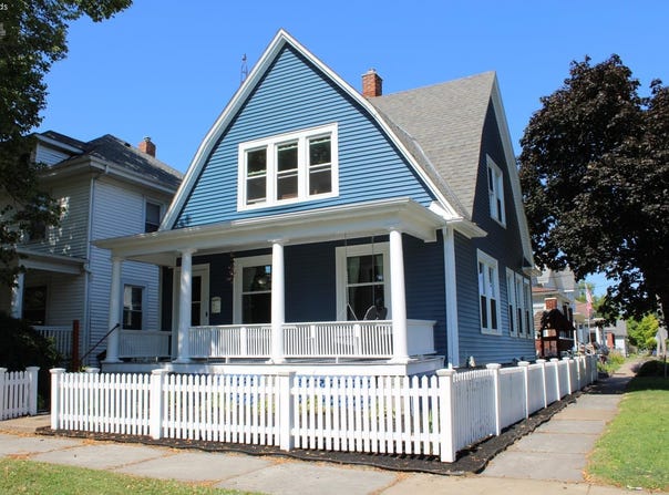 922 Wayne Street, Sandusky, OH 44870