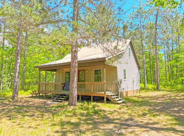32056 W Pal Rd, Paradise, MI 49768