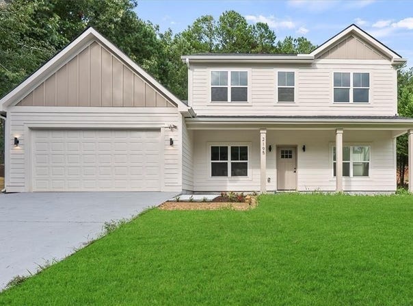 2195 Amberly Glen Way, Dacula, GA 30019