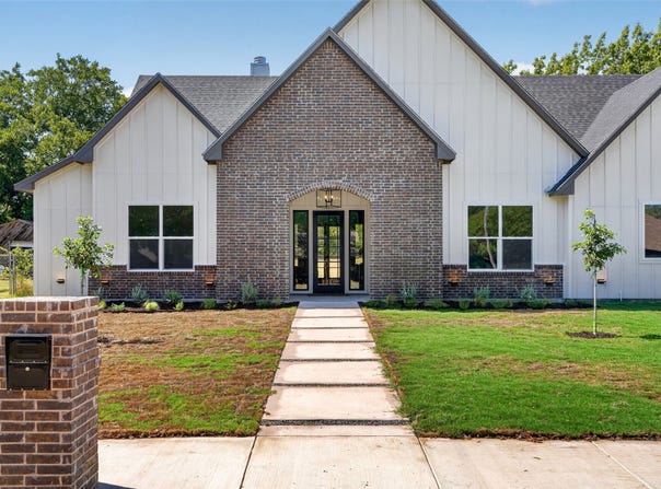 717 Easley Street, White Settlement, TX 76108