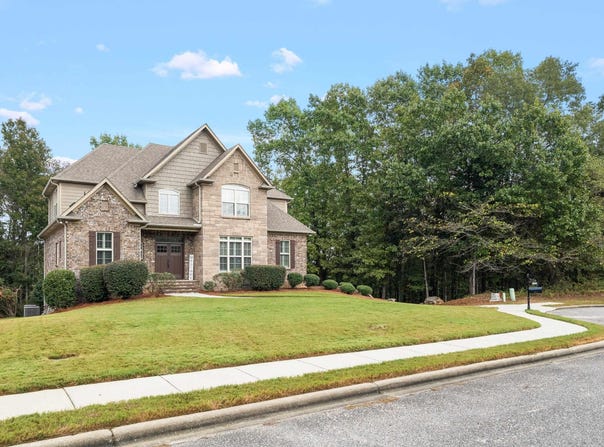 329 STERLING MANOR CIRCLE, ALABASTER, AL 35007