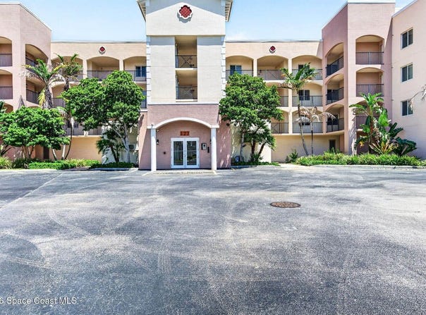 123 Lancha Circle, Satellite Beach, FL 32937