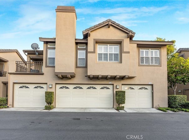 1136 S Country Glen Way, Anaheim Hills, CA 92808