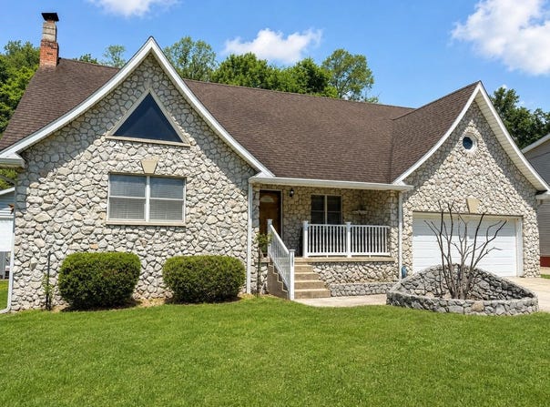 1820 Campbell Drive, Ironton, OH 45638