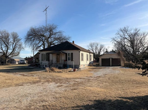 52160 868 Rd, Royal, NE 68773