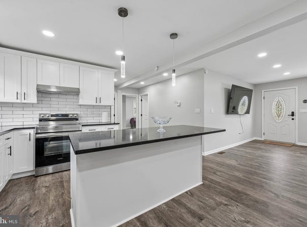 2 GINA Drive, MIDDLETOWN, DE 19709