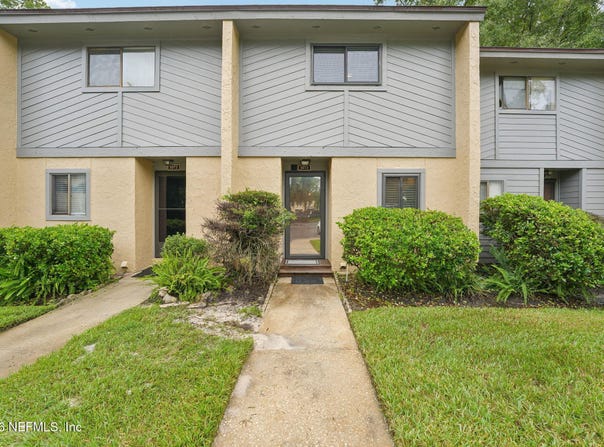 85 DEBARRY Avenue, Orange Park, FL 32073