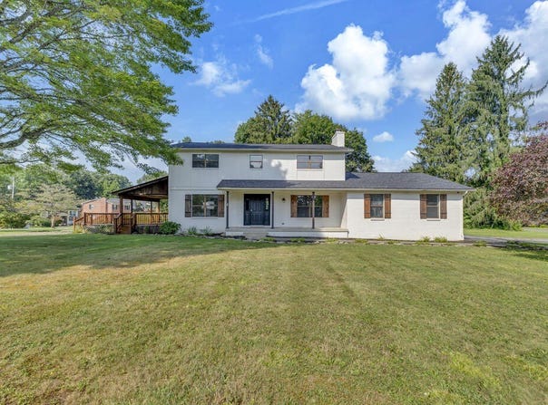 306 Millstone Dr, BECKLEY, WV 25801